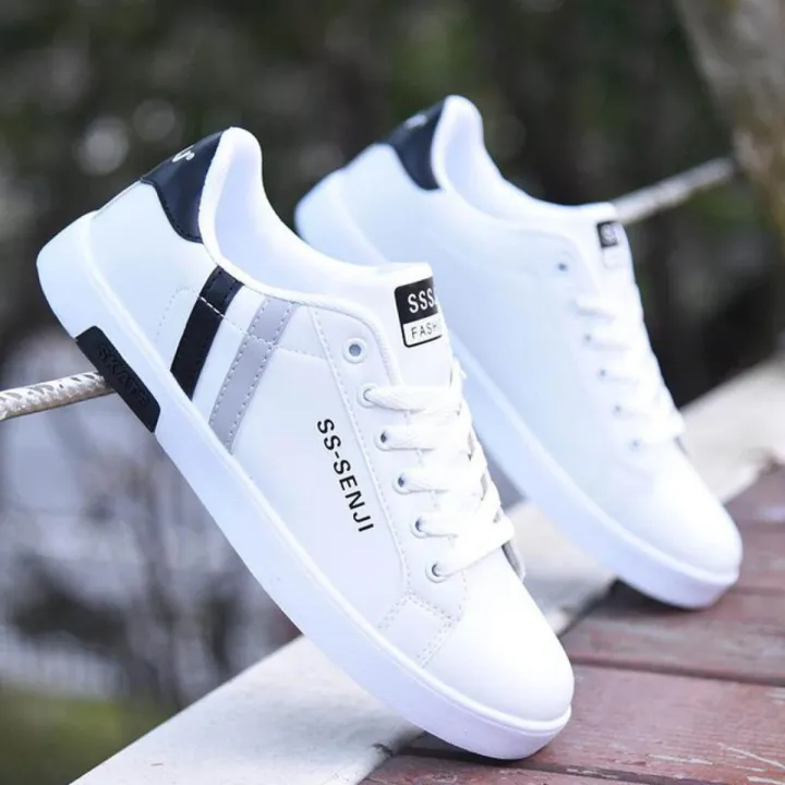 Running Sneakers for Men - Low Top Type - White Color - Casual Lace-Up Shoes for Every Season - Fashionable and Lightweight